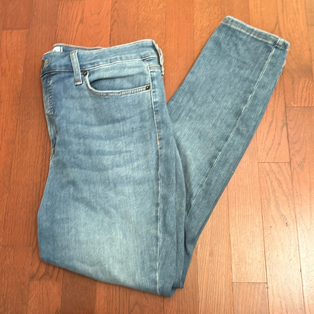 Women’s Crown & Ivy High Rise Skinny Jeans